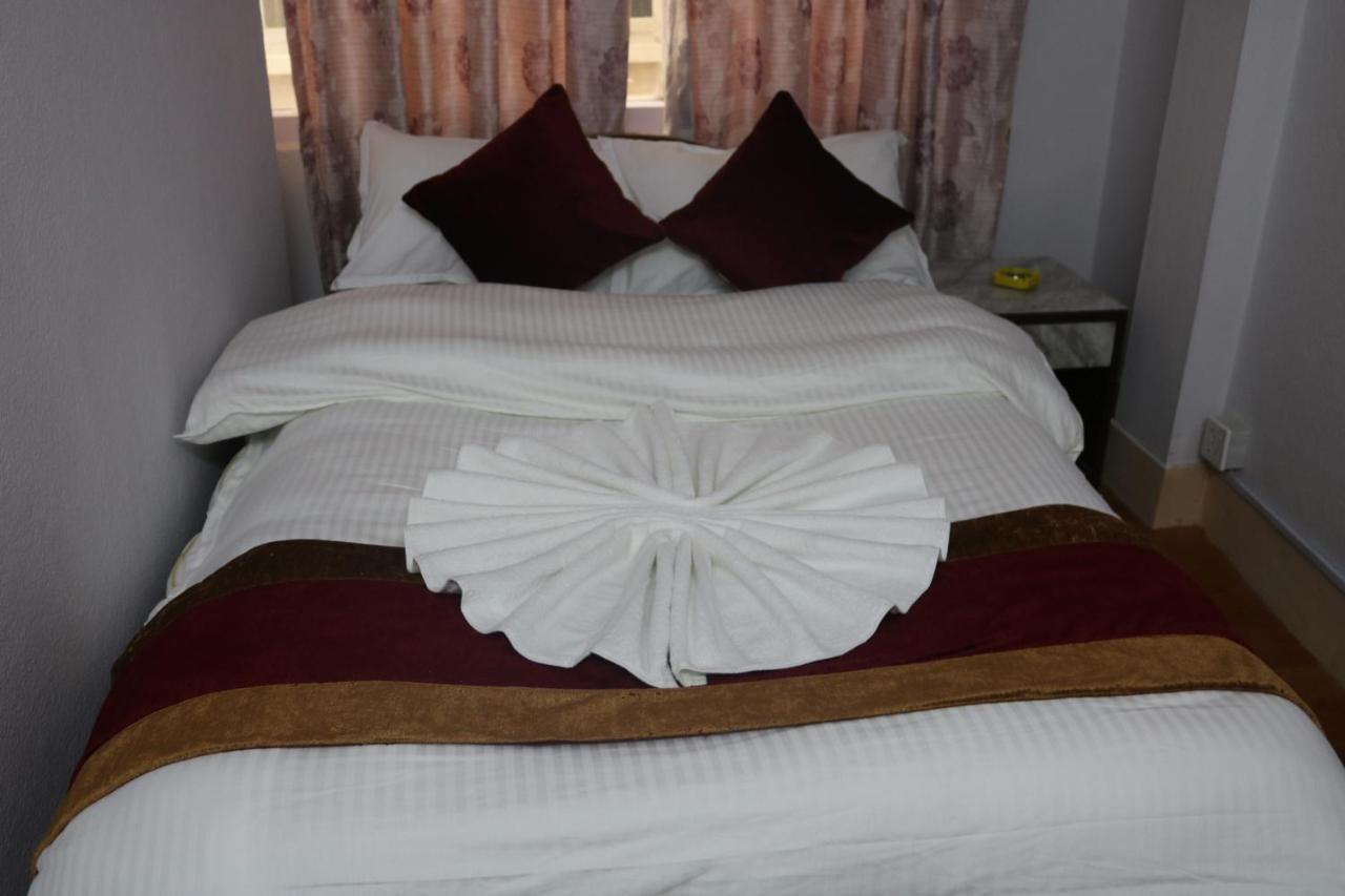 Om Tara Guest House Pvt Ltd Kathmandu Exteriör bild