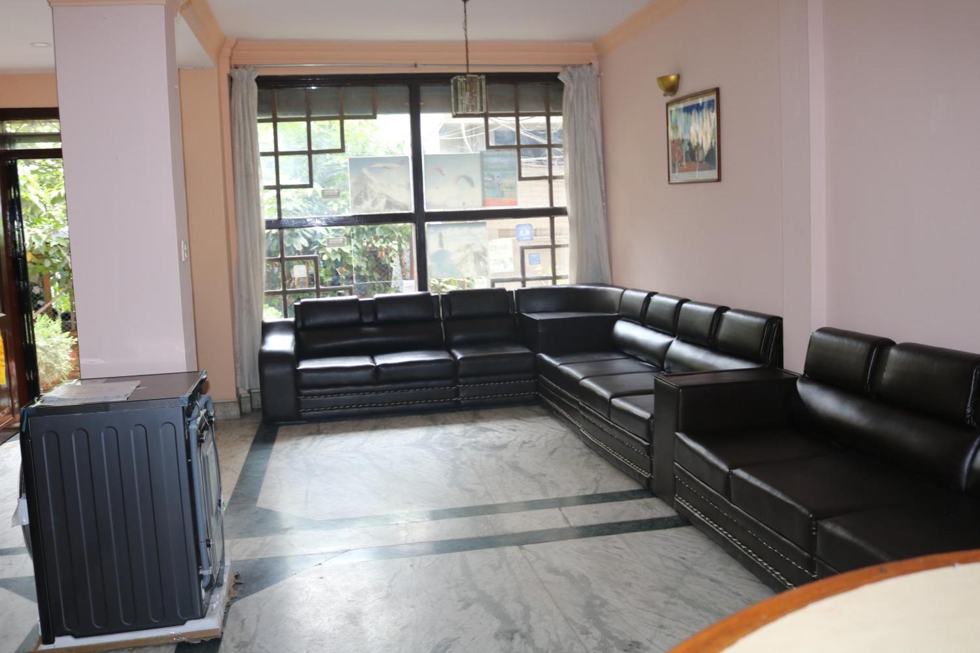 Om Tara Guest House Pvt Ltd Kathmandu Exteriör bild