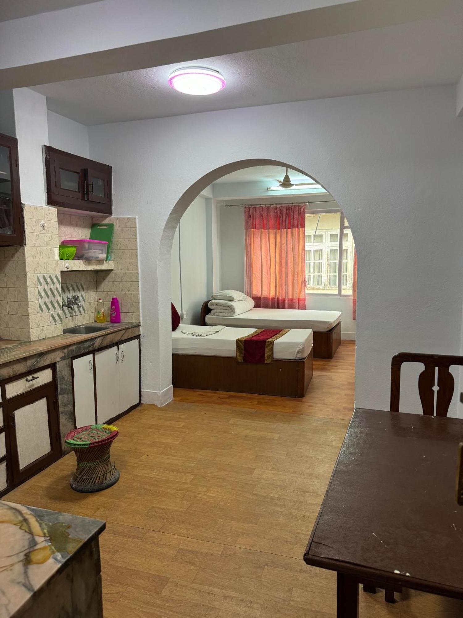 Om Tara Guest House Pvt Ltd Kathmandu Exteriör bild